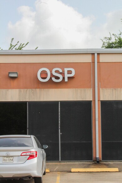 More Photos Of 867-873 Dulles Ave, Stafford Unknown For Lease