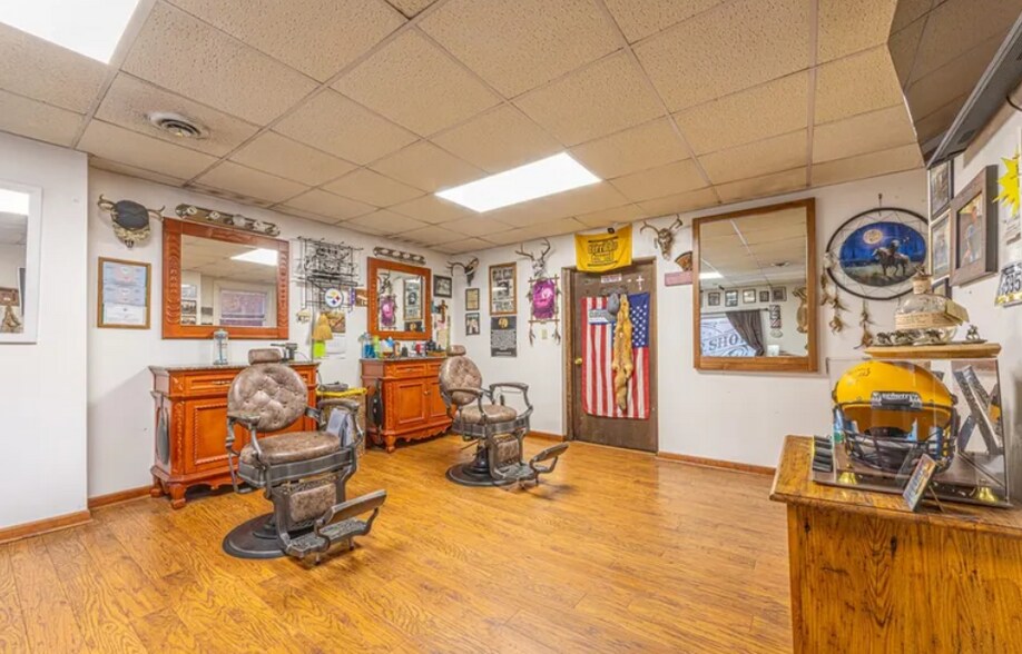 More Photos Of 63 S Gallatin Ave, Uniontown Storefront Retail Residential For Sale