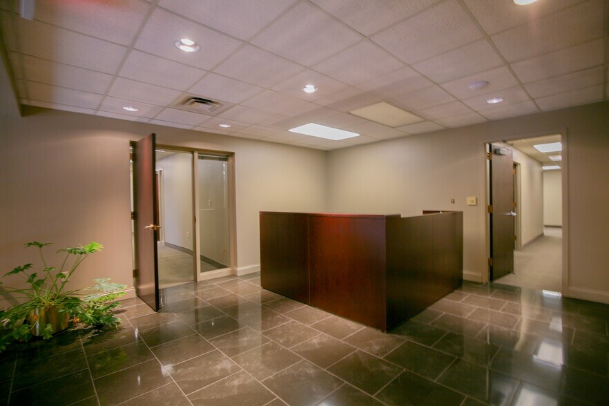 More Photos Of 221 NW 5th St, Evansville Office For Sale