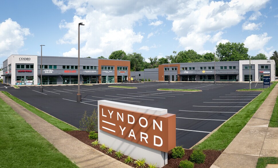 Primary Photo Of 808-812 Lyndon Ln, Louisville Unknown For Lease