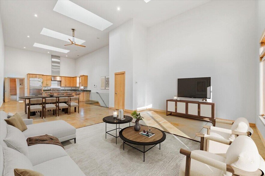 More Photos Of 507 2nd St, Eureka General Retail For Sale