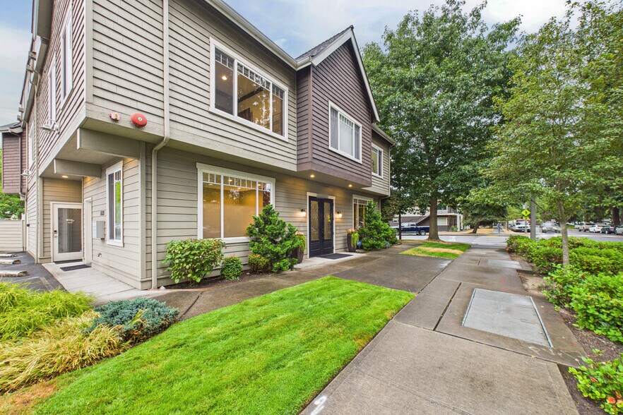 More Photos Of 16880 NE 79th St, Redmond Office For Sale