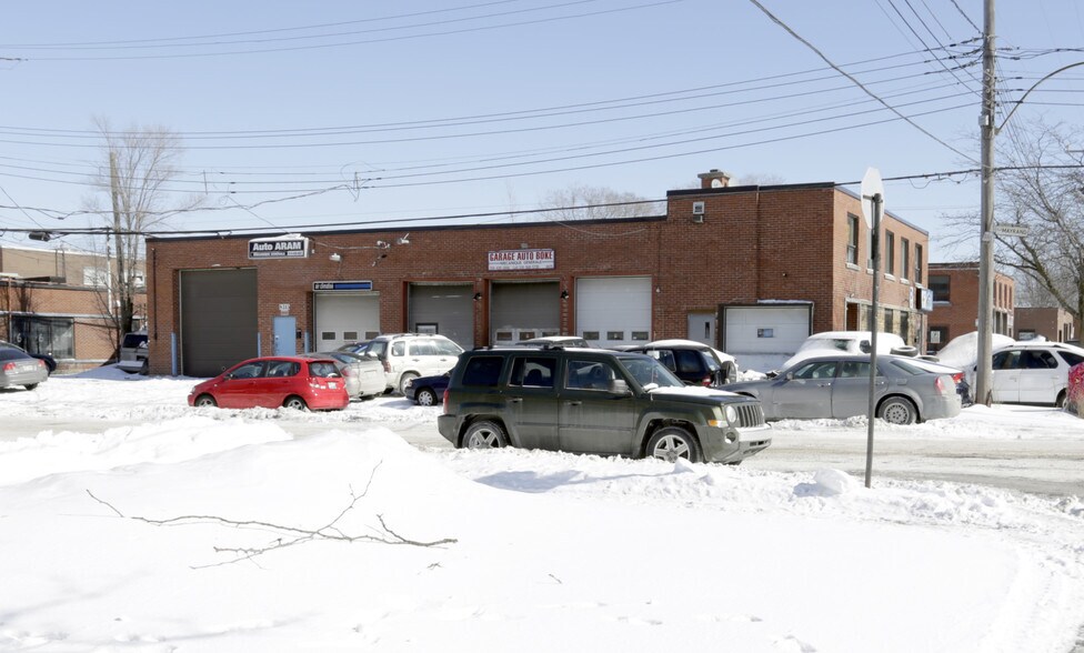 Primary Photo Of 4965-4975 St De Sorel, Montréal Auto Repair For Lease