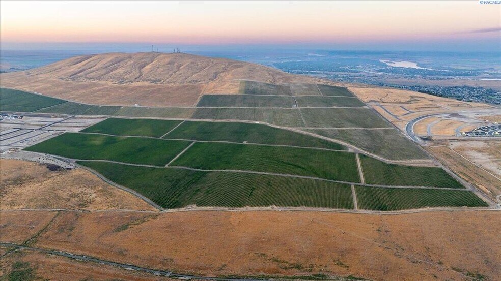 More Photos Of NKA Goose Ridge Estates, Richland Land For Sale