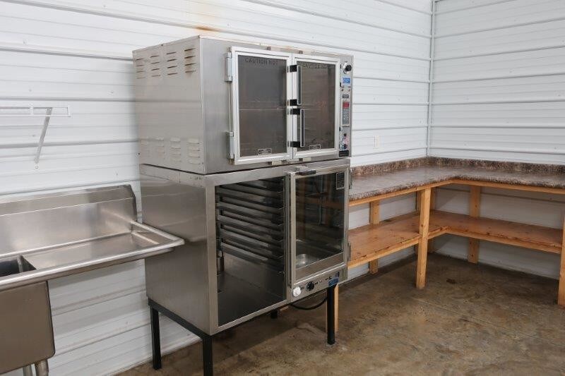 More Photos Of 71 Commerce St, Hickory Supermarket For Sale