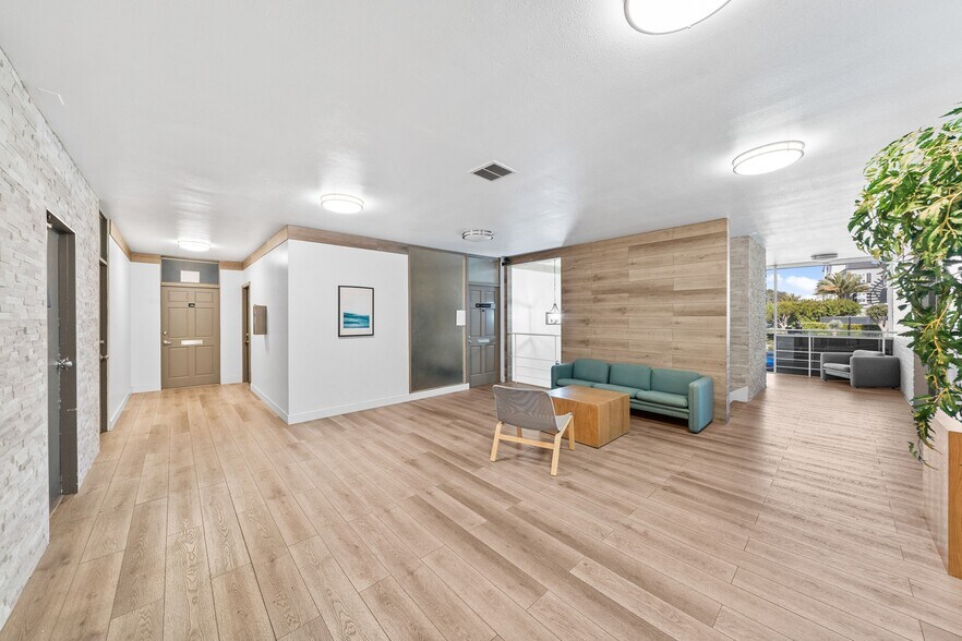 More Photos Of 3315-3345 Newport Blvd, Newport Beach Storefront Retail Office For Lease