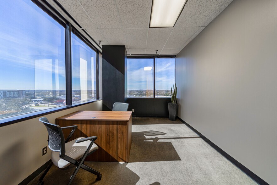 More Photos Of 1400 Preston Rd, Plano Office For Lease