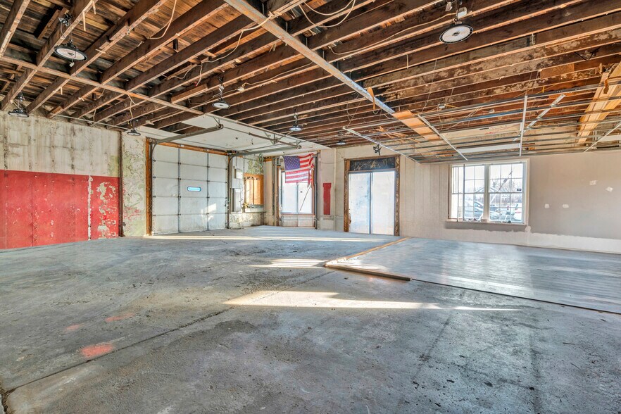 More Photos Of 57 Schuylkill Ave, Pottstown Warehouse For Sale