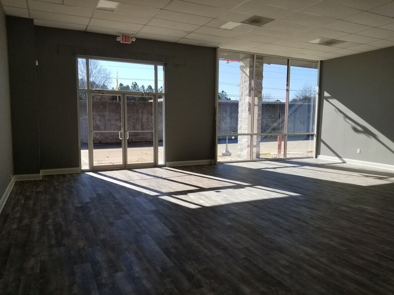 More Photos Of 6345 Highway 92, Acworth Freestanding For Lease