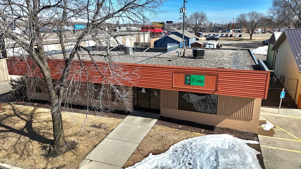 More Photos Of 20 S 32nd Ave S, Saint Cloud Office For Sale