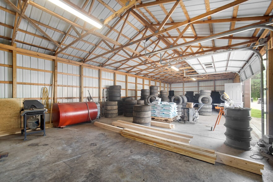 More Photos Of 0115 W State Road 10, North Judson Light Distribution For Sale