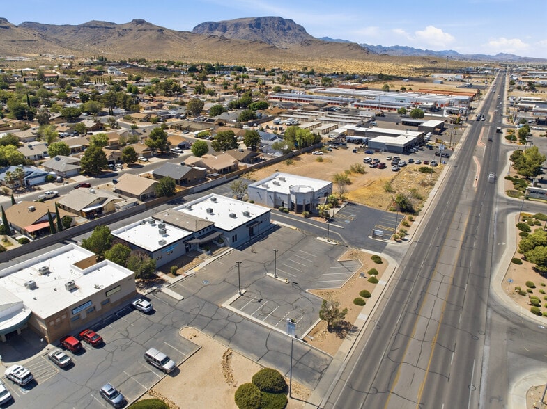 More Photos Of 3939 N Stockton Hill Rd, Kingman Office For Lease