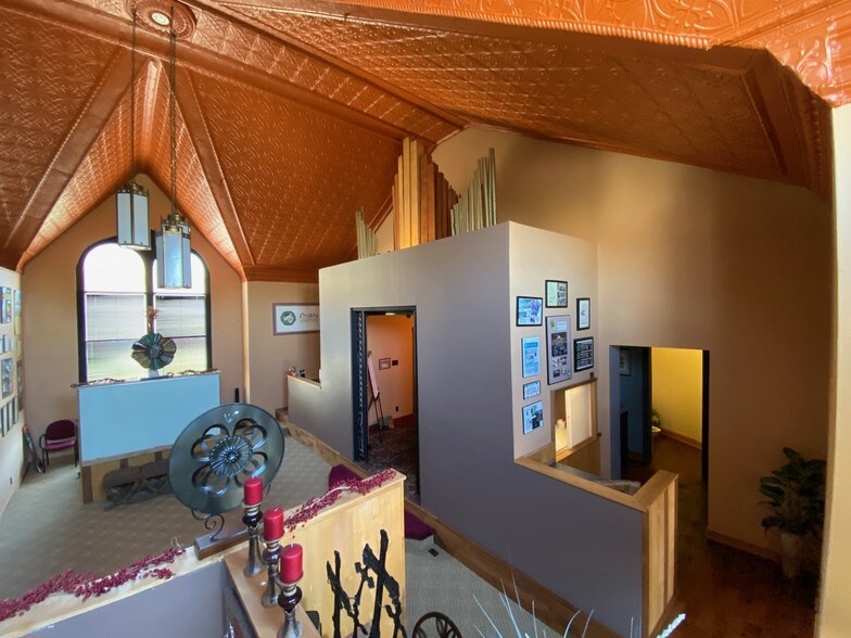 More Photos Of 605 Centennial Ave, New Galilee Loft Creative Space For Sale