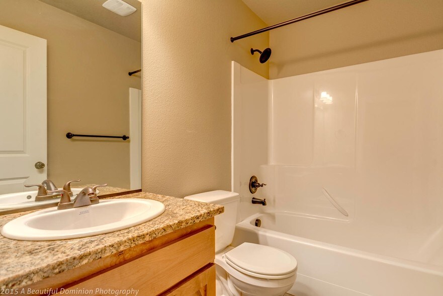 More Photos Of 9700-9816 NE 76th Way, Vancouver Apartments For Sale