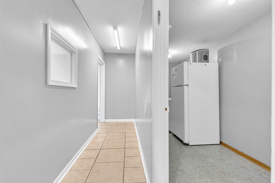 More Photos Of 205 Southbrook Pky, Kearney Daycare Center For Sale