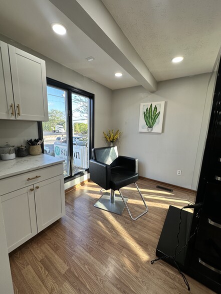 More Photos Of 8433 Cleveland Ave NW, Canton General Retail For Sale