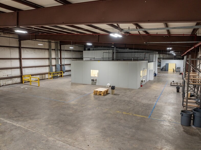 More Photos Of 2107 Black Creek Rd SE, Wilson Warehouse For Lease