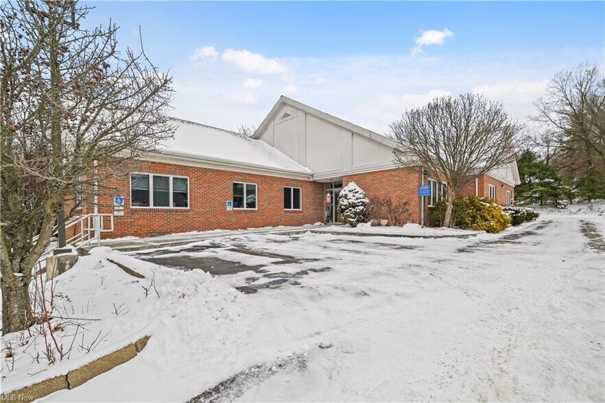 Primary Photo Of 260 Niles Cortland Rd NE, Warren Office For Sale