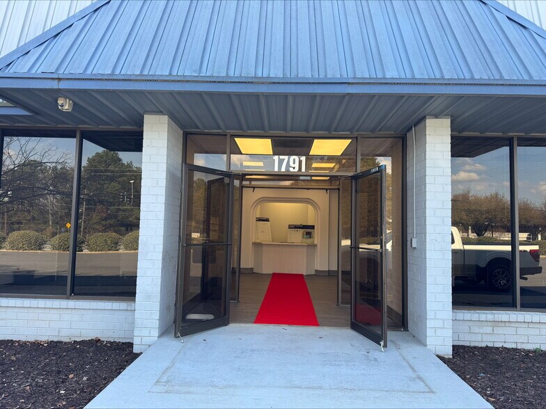 More Photos Of 1791 Mount Zion Rd, Morrow Warehouse For Lease