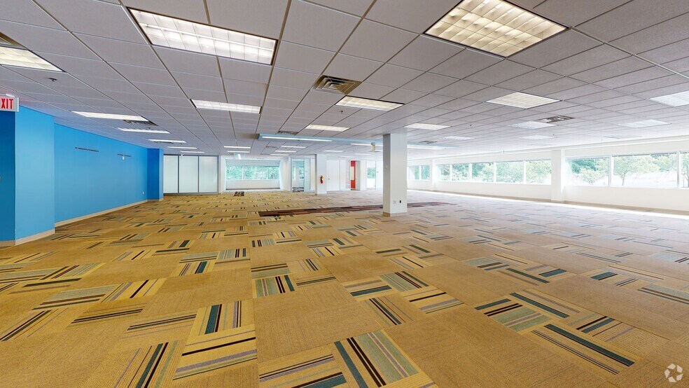 Primary Photo Of 501 Carr Rd, Wilmington Unknown For Lease