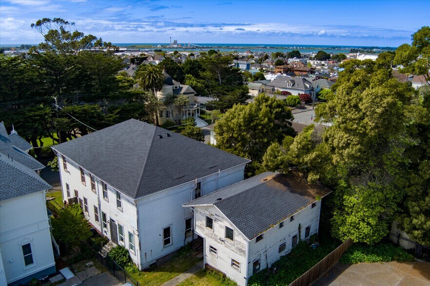 More Photos Of 1625 G St, Eureka Multifamily For Sale