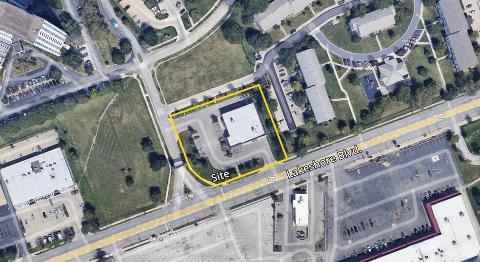More Photos Of 16015 Lake Shore Blvd, Cleveland General Retail For Lease