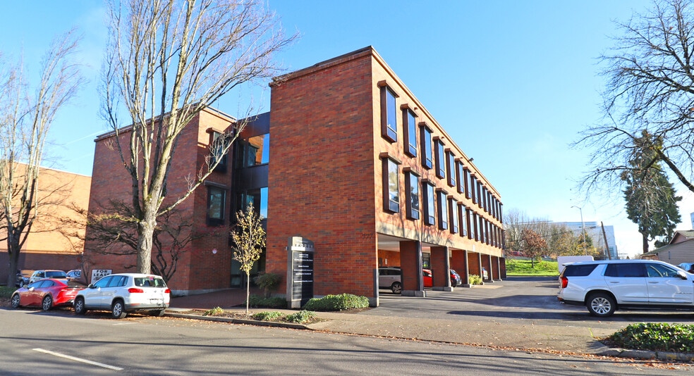 Primary Photo Of 777 High St, Eugene Office For Lease