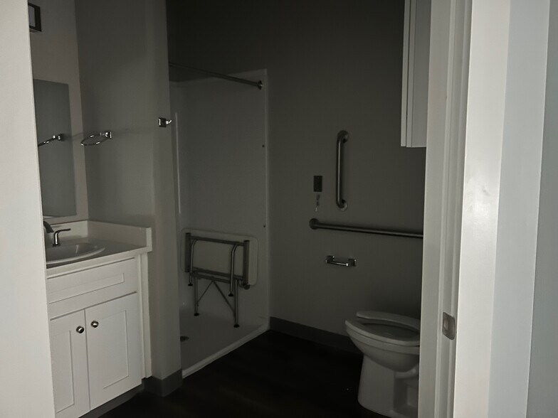 More Photos Of 7819 Hickory Flat Hwy, Woodstock Assisted Living For Sale