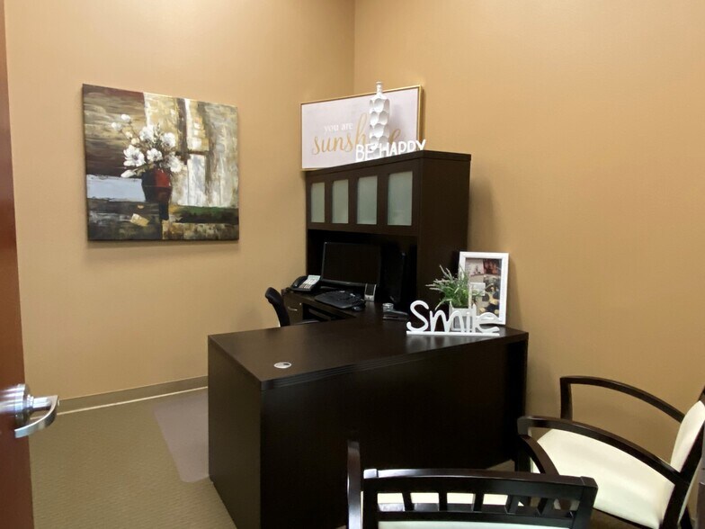 More Photos Of 9040 Brentwood Blvd, Brentwood Flex For Sale