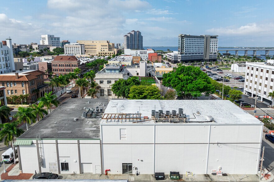 More Photos Of 2401 1st St, Fort Myers Office Residential For Sale