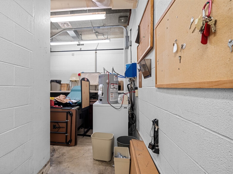 More Photos Of 94 Hospital St, Ridgway Specialty For Sale