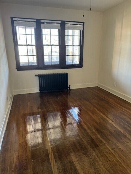 More Photos Of , Washington Multifamily For Sale