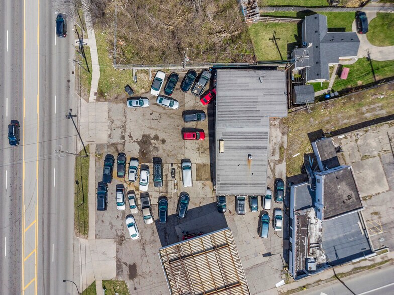 More Photos Of 2617 Middlebelt Rd, Inkster Auto Repair For Lease