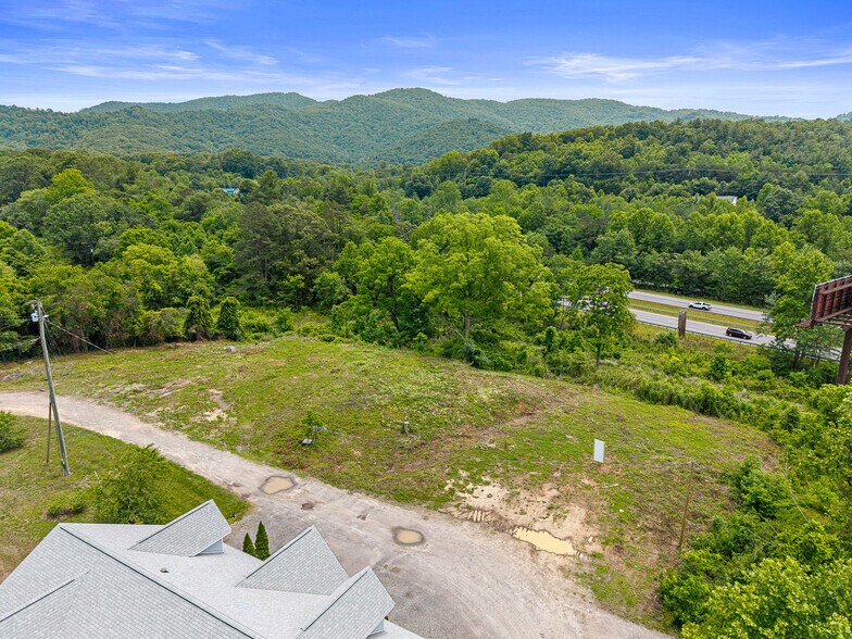 More Photos Of 14 Mimidis Ln, Swannanoa Office For Sale