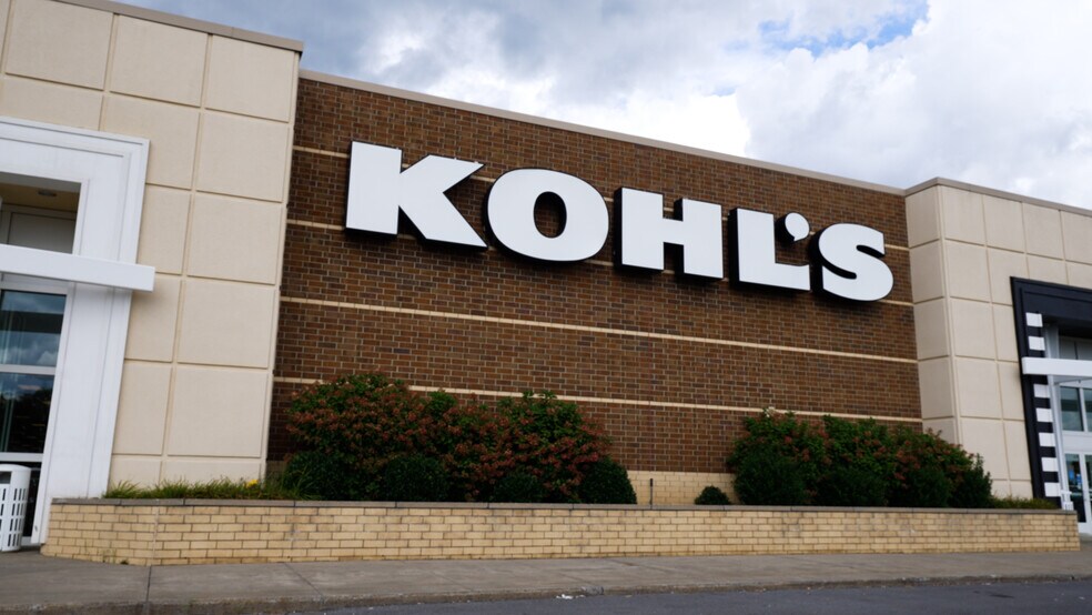 More Photos Of 3815-3873 State Rte 31, Liverpool Unknown For Lease