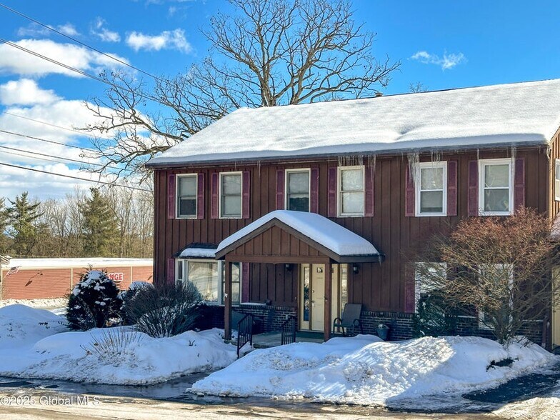 More Photos Of 1545 Us-9, Lake George Hospitality For Sale