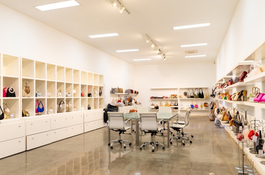 More Photos Of 2900 E 11th St, Los Angeles Warehouse For Lease