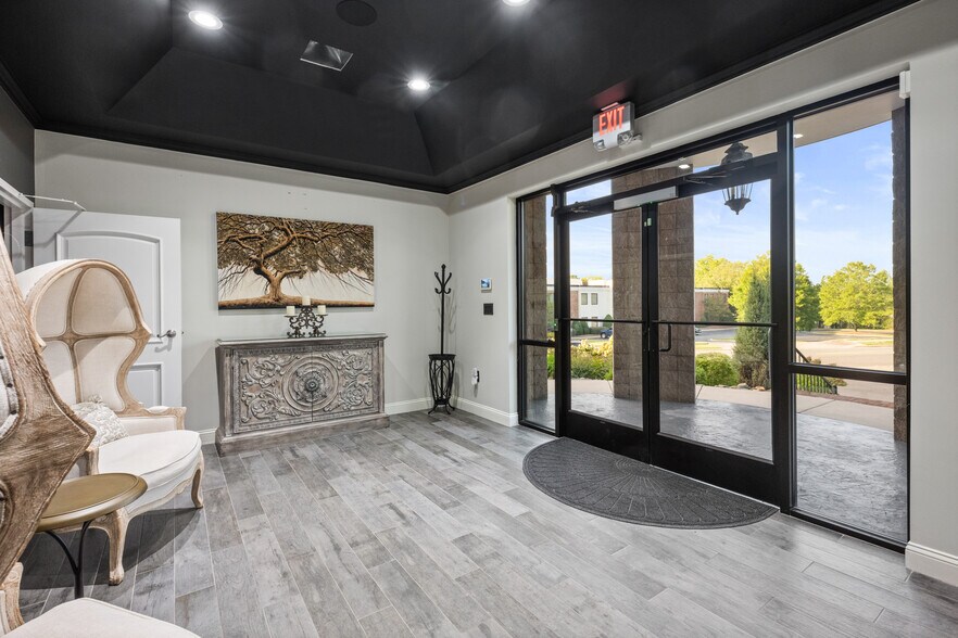 More Photos Of 8520 Tower Point Dr, Charlotte Light Distribution For Sale