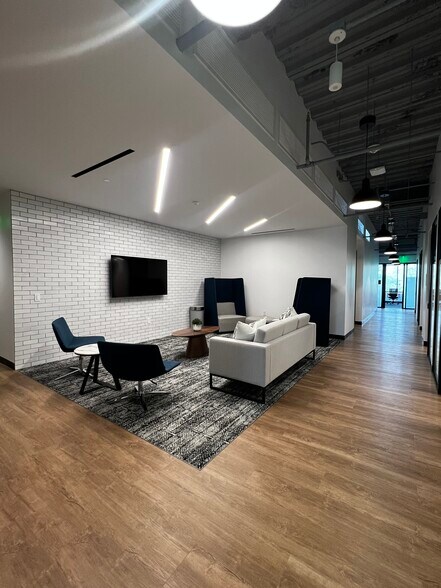 More Photos Of 3060 Williams Dr, Fairfax Office For Lease