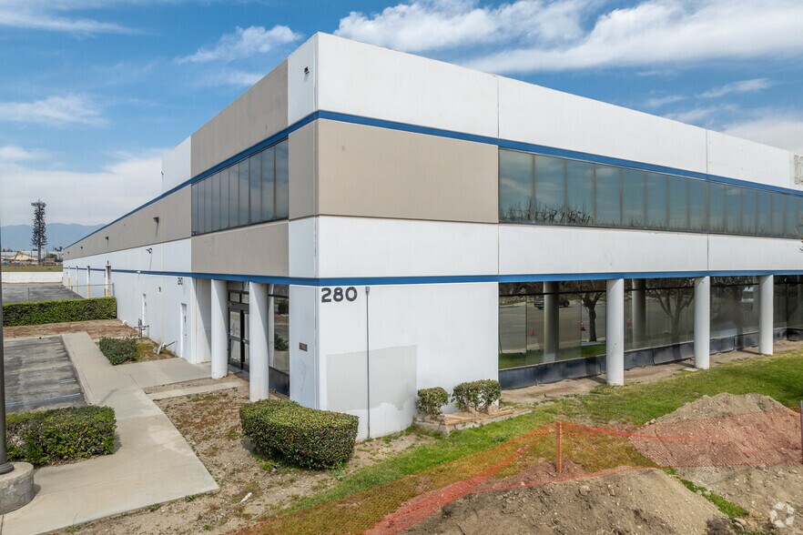 Primary Photo Of 280 W Valley Blvd, Rialto Warehouse For Lease