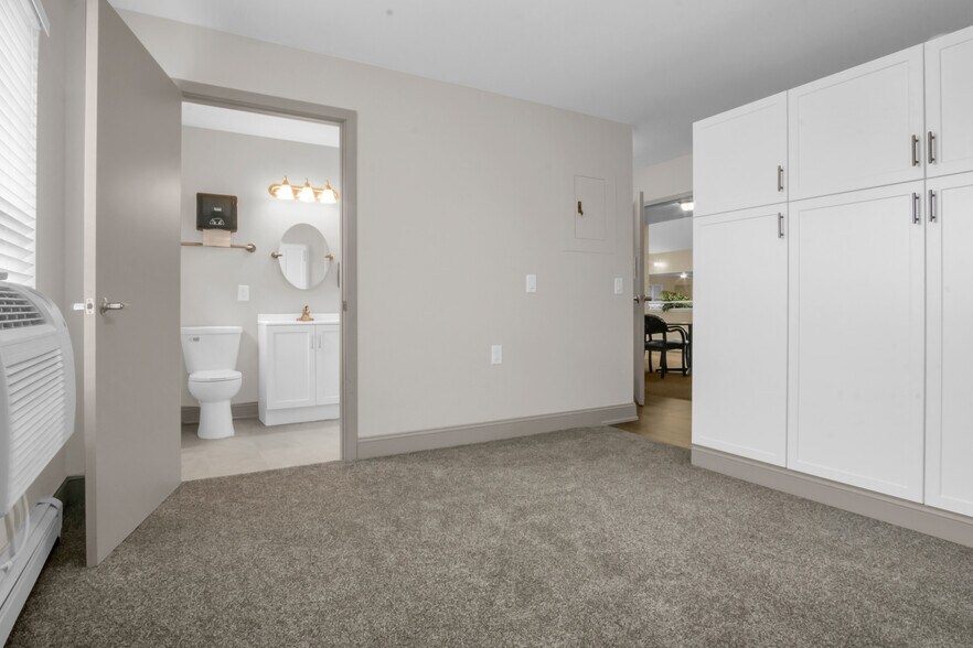 More Photos Of 4107 Central Ave, Kearney Assisted Living For Sale