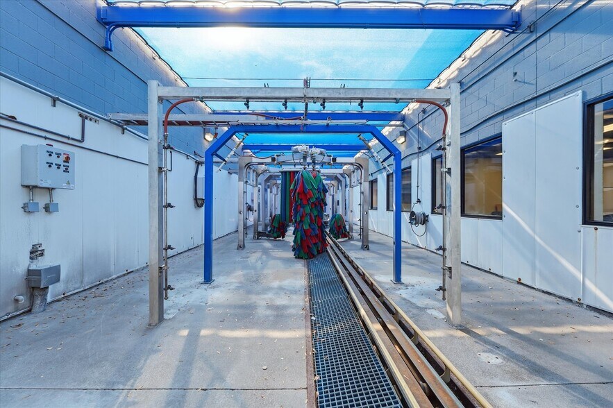 More Photos Of 615 W Ray Rd, Gilbert Carwash For Sale