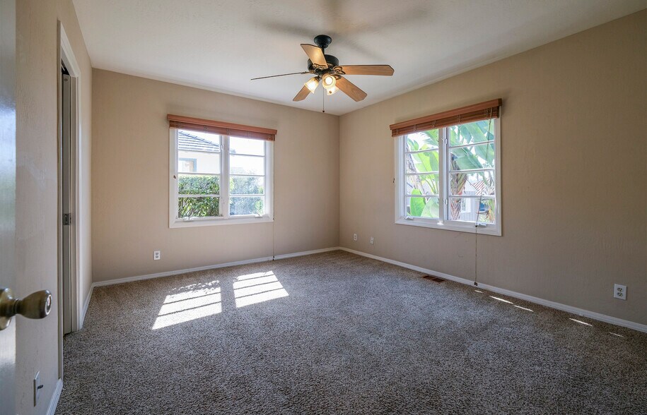 More Photos Of 1107-1111, Santa Barbara Multifamily For Sale