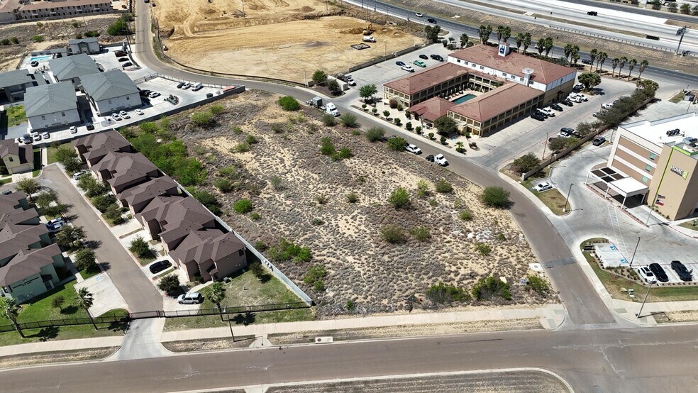 More Photos Of 1400 Hospitality Dr, Laredo Land For Sale