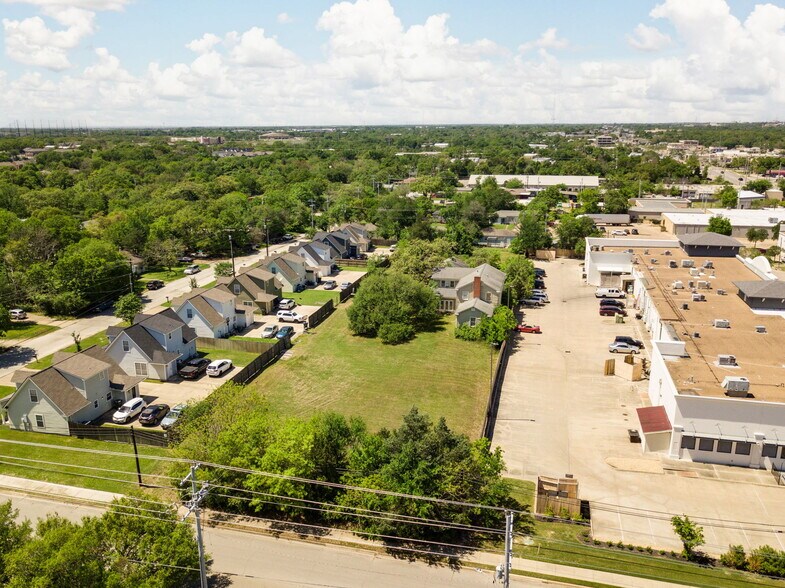 More Photos Of 600 North ave, Bryan Land For Sale