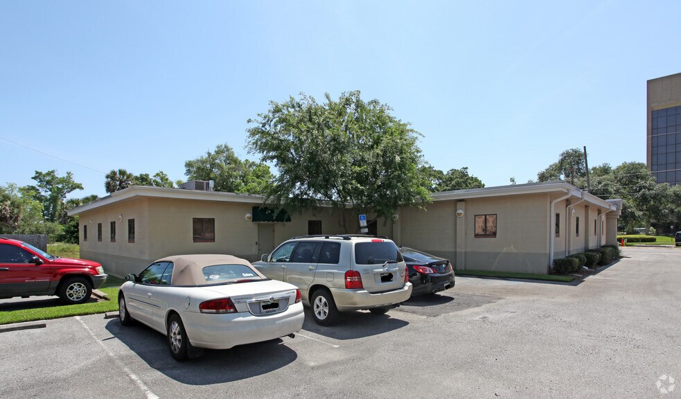 More Photos Of 212 W Intendencia St, Pensacola Office For Sale
