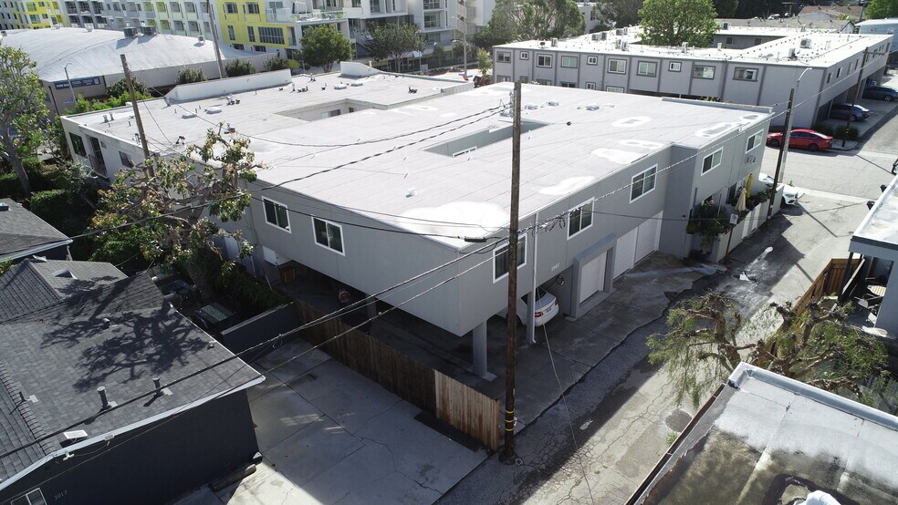 More Photos Of 1547 Stanford St, Santa Monica Apartments For Sale