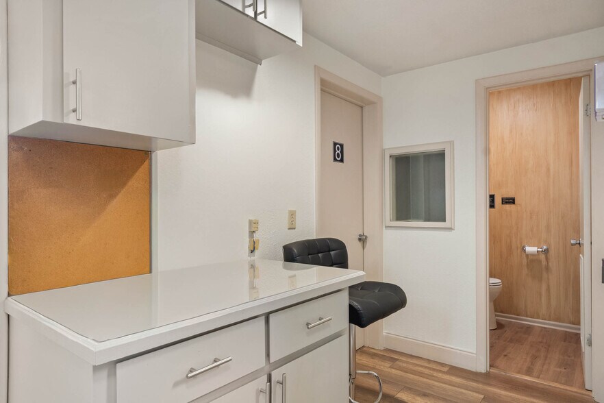 More Photos Of 3027 Aloma Ave, Winter Park Medical For Sale