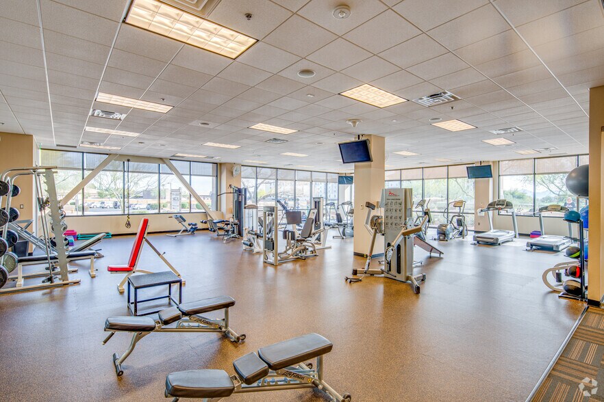 More Photos Of 16100 N 71st St, Scottsdale Office For Lease