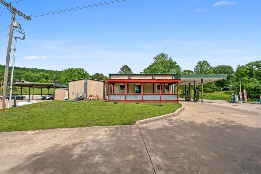 More Photos Of 5283 Arkansas 21, Huntsville General Retail For Sale